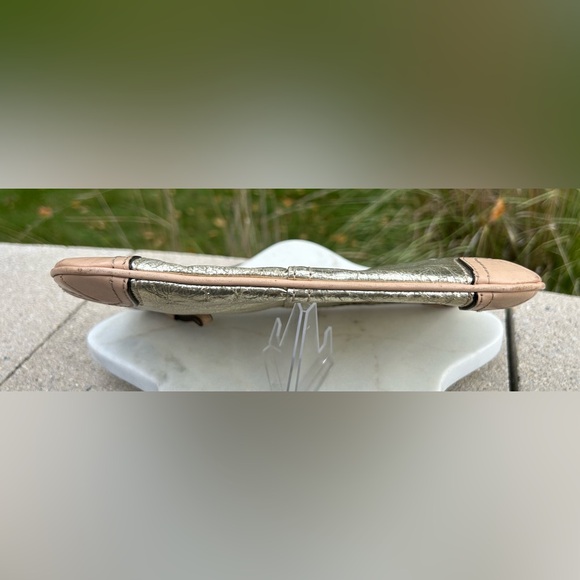 Coach Platinum Mini Purse Large Wristlet Crinkle Patent Leather - Picture 11 of 17